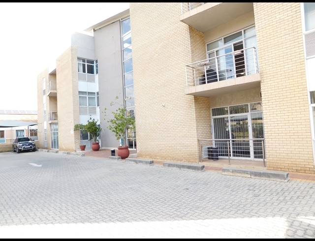 550M² OFFICE TO LET IN RANDBURG CENTRAL